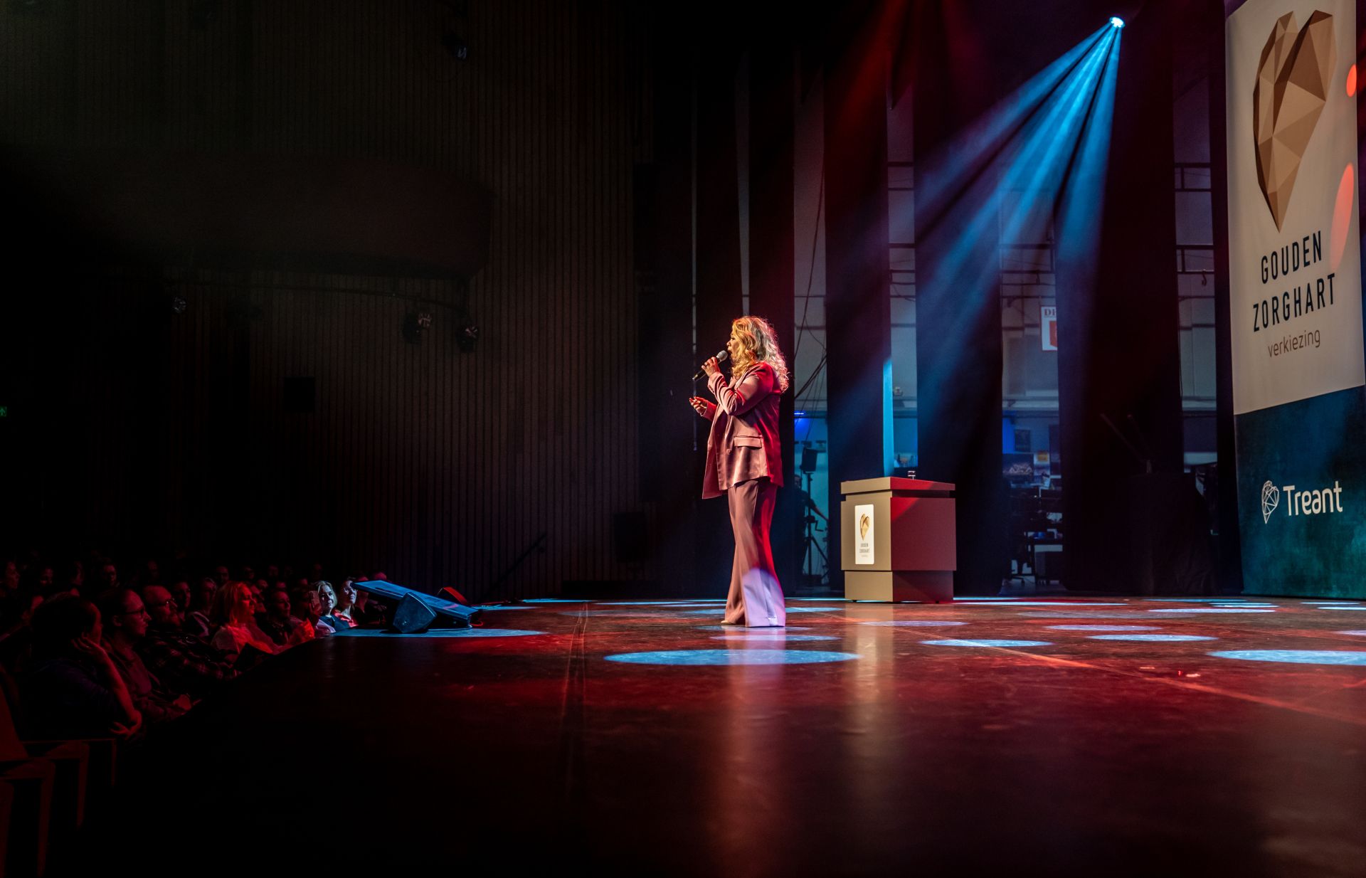 Antje Monteiro tijdens haar muzikale lezing