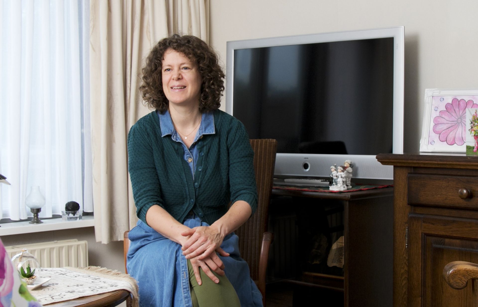 Geestelijk verzorger in gesprek met cliënt