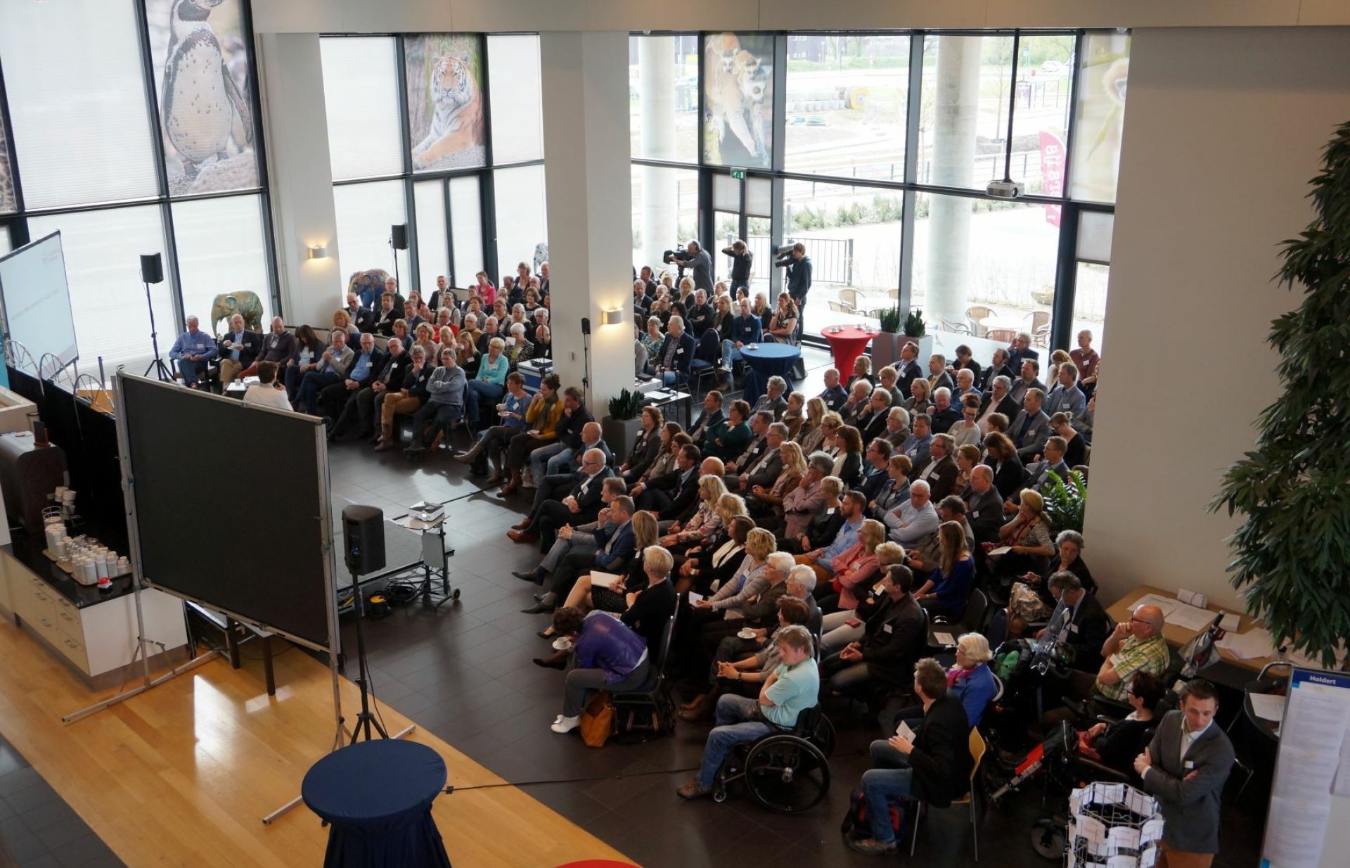 Atrium gevond met bewonders in Holdert