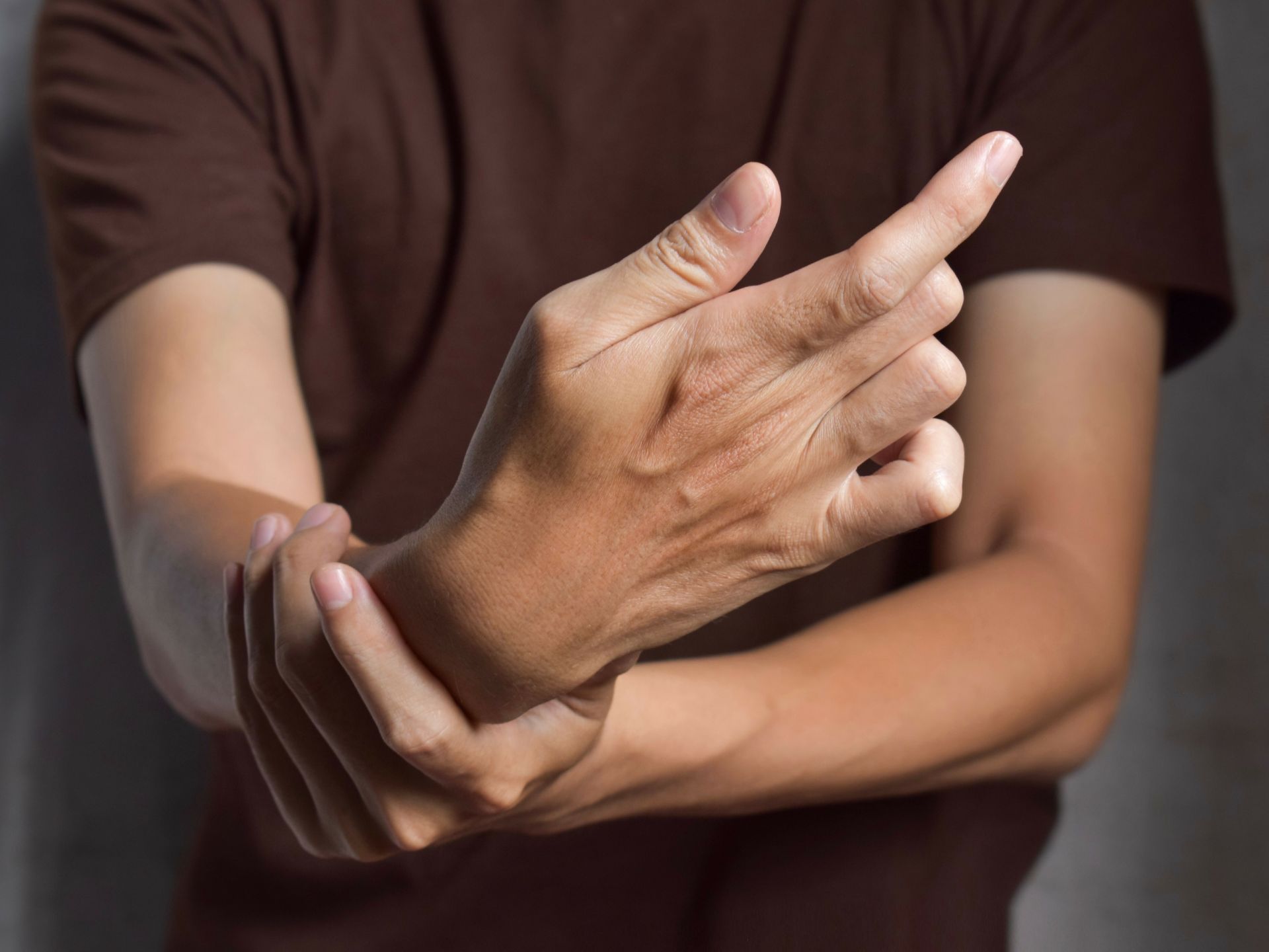 Man heeft last van zijn arm